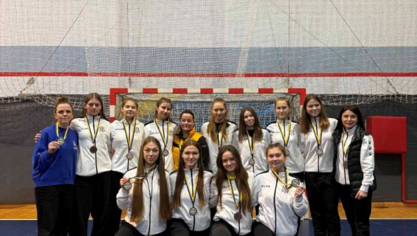 Студентки ННІФК призери чемпіонату України з хокею на траві
